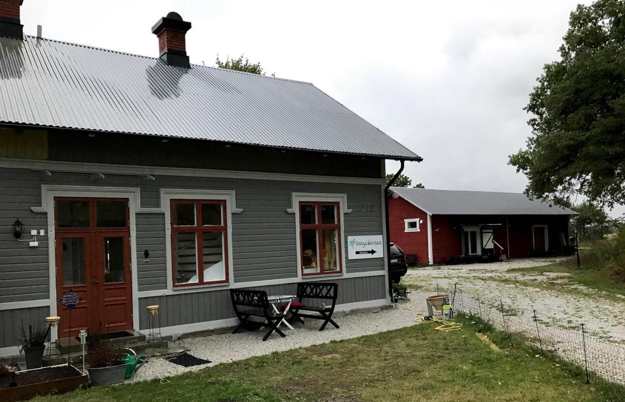 Tagmagasinet Fidenas Apartman Burgsvik Kültér fotó